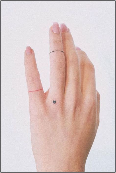 155 Cool Finger Tattoos To Inspire You 33 Pradehome Com In 2020