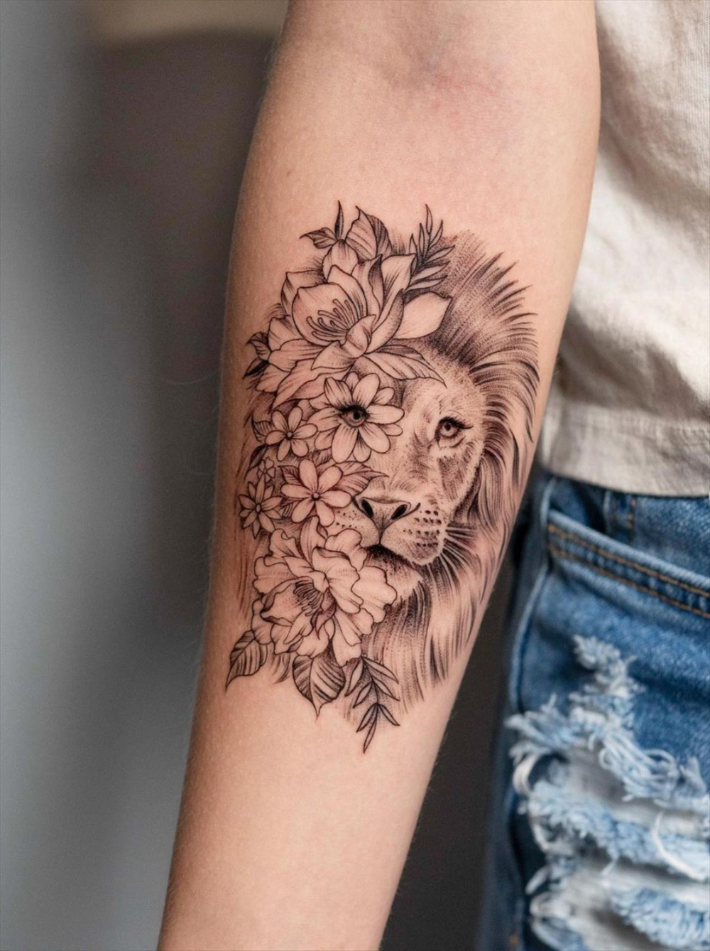 27 Powerful Lion Tattoo For Women With Meanings And Inspiration Boho Tattoos Forearm Tattoos