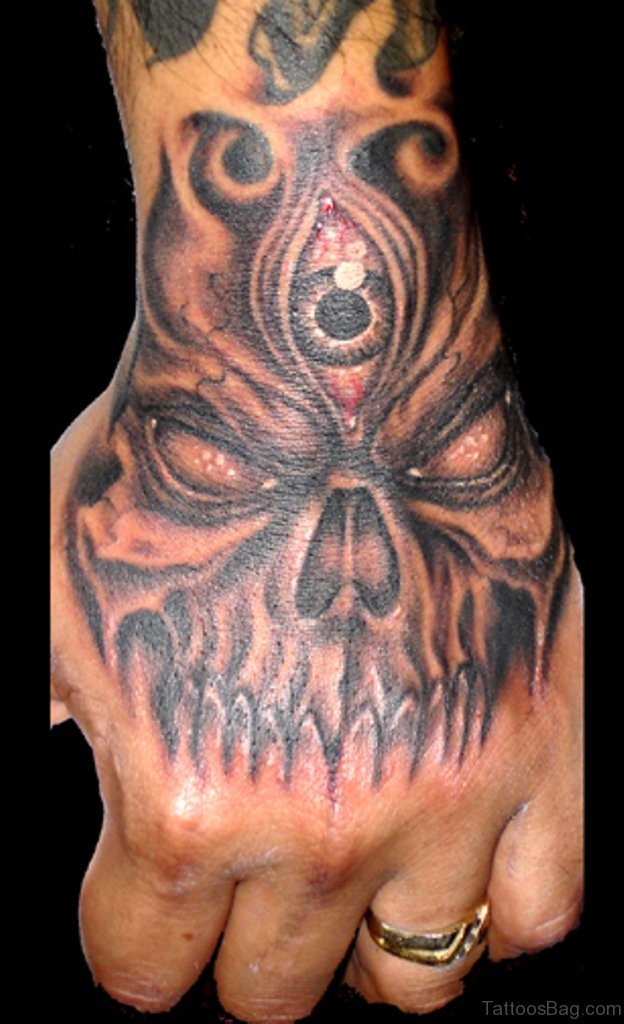 80 Best Skull Tattoos On Hand Tattoo Designs Tattoosbag Com