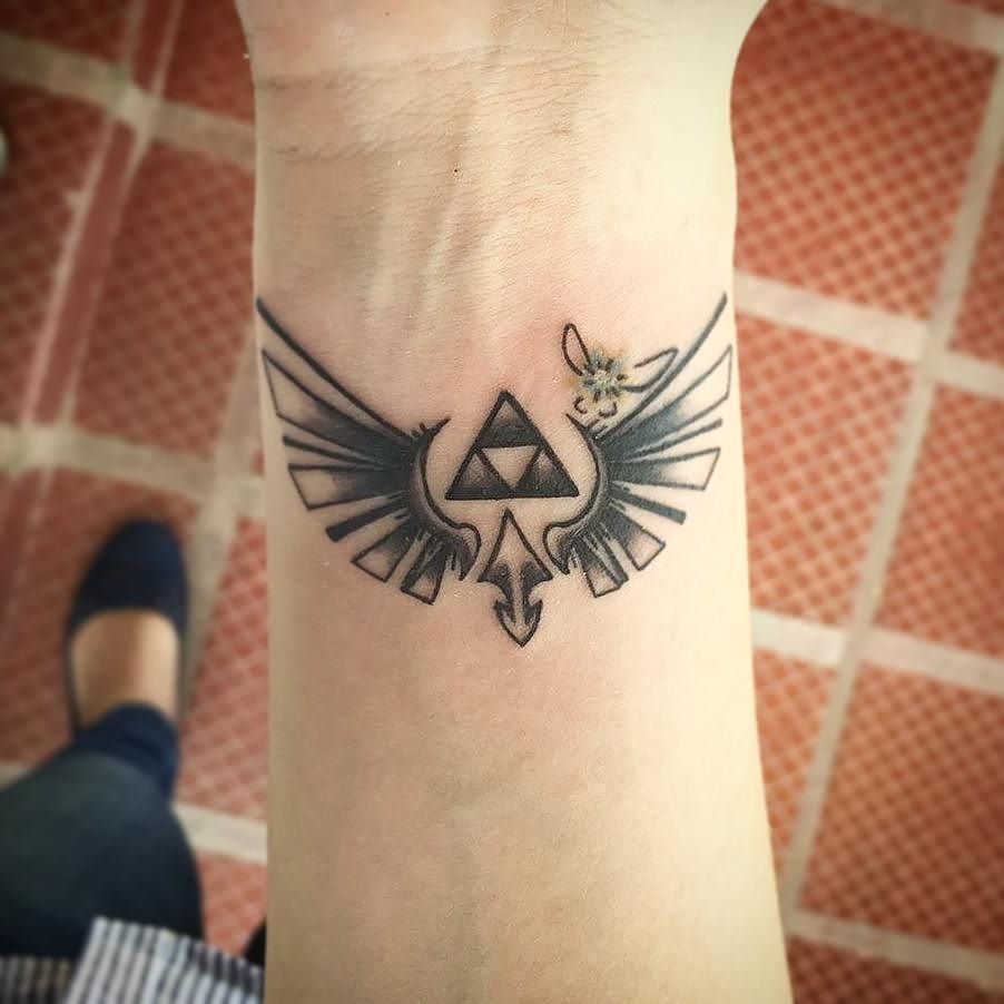 85 Mighty Triforce Tattoo Designs Meaning Discover The Golden Power