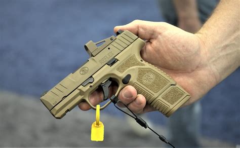 A Closer Look At The New Fn Reflex Micro Compact 9Mm Guns Com