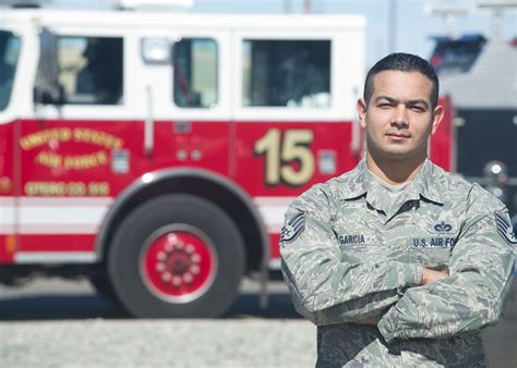 Air Force Firefighter Saves Police Officer S Life Air Combat Command