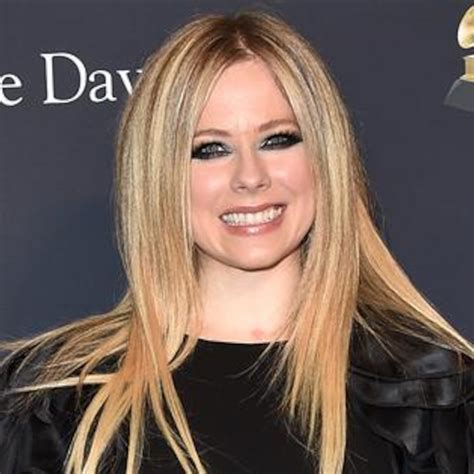 Avril Lavigne Spills On Her 6 Hour Tattoo Tattoo Party E Online Ca