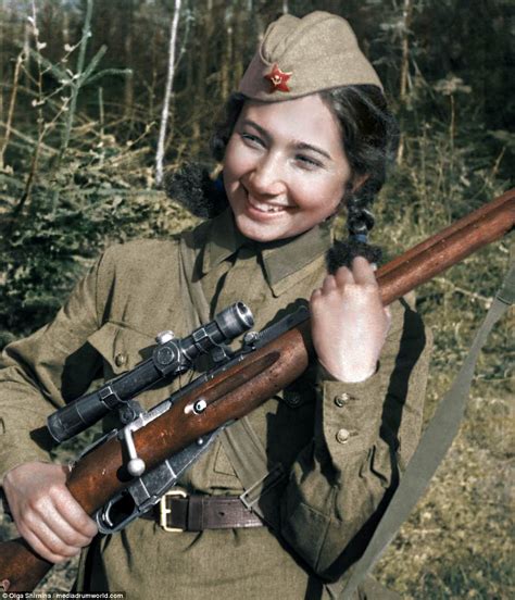 Colourised Photos Show Russia S Female Snipers Of Ww2 Daily Mail Online