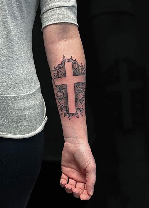 Cross Tattoos On Arm