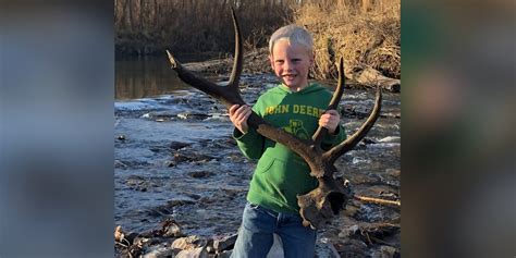 Father Son Uncover Rare Elk Antler While Fishing In Northern Missouri Fox Weather