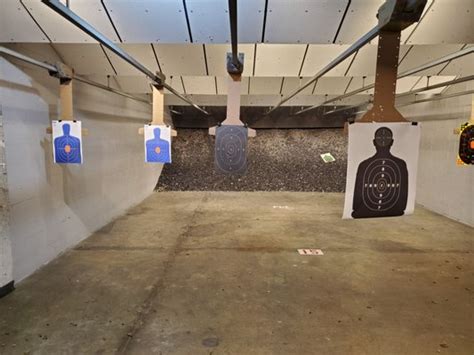 Federal Way Discount Guns Indoor Range 23 Photos 75 Reviews Gun