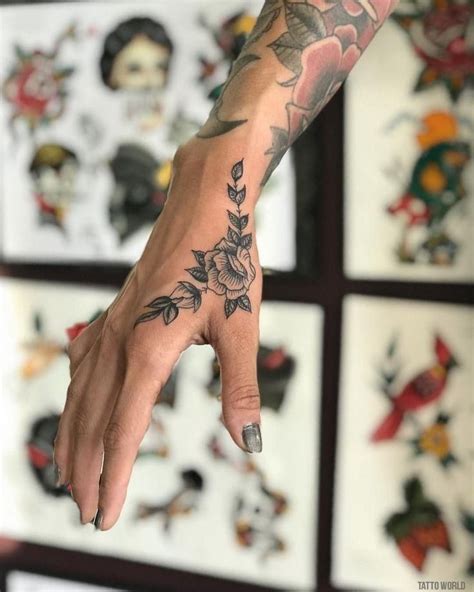 Female Hand Tattoos Pictures 20 Hand Tattoo Ideas From Women Celebrities That Love Ink With