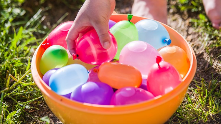 Giant Water Balloon Fight At Litz S Bar In Spokane Krem Com