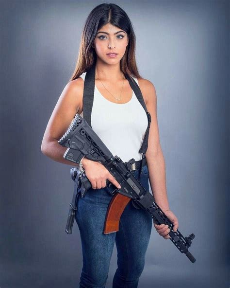 Guns Weapons Girls Sexy Girls Hot Babes With Guns Beautiful