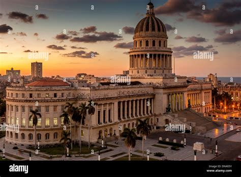 Havanas National Capitol Building Cuba South America Travel Centre