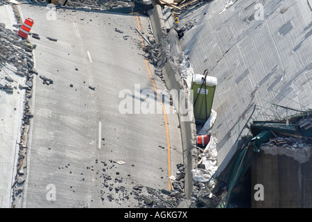 I 35W Bridge Collapse Aftermath And Clean Up One Month Later Showing