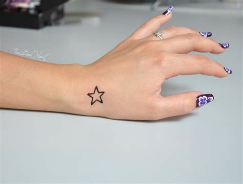 Image De Etoile Petit Tatouage Femme Henne