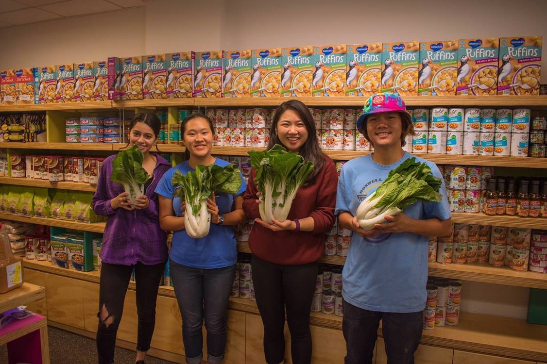 Inside Uc Berkeley S Food Pantry East Bay Express Pantry Zone