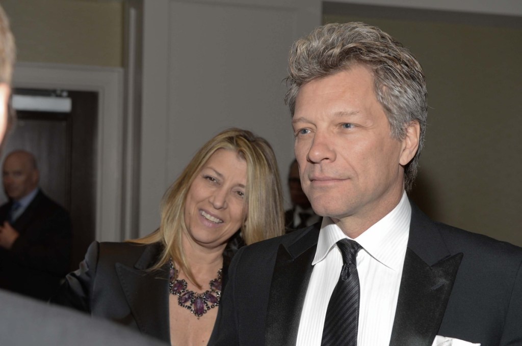 Jon Bon Jovi Writes Letter To Bills Fans Says He Wants To Make The