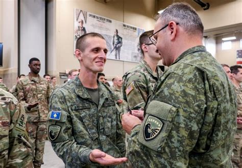 Kosovo Security Force Members Earn U S Air Assault Badge Article