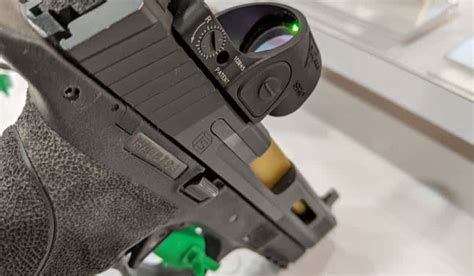 Optics Review Trijicon Sro Red Dot Sight Outdoorhub