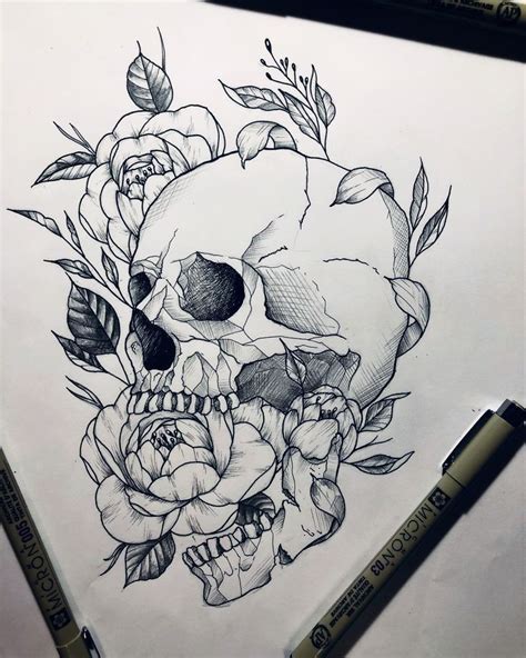 Pin By Biance Pieterse On Drawings Skull Tattoo Flowers Skull Tattoo