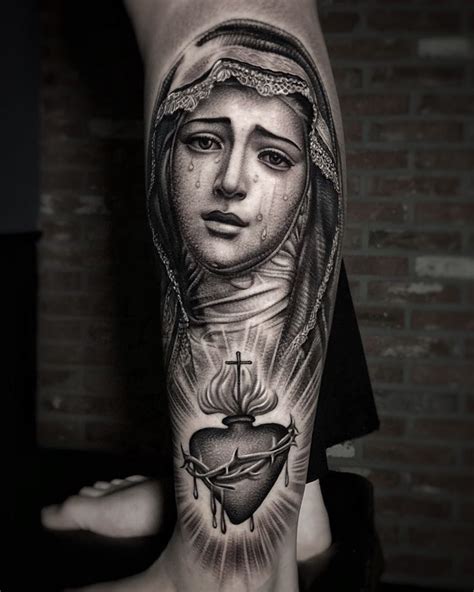 Pin By Esck On Black And Gray Mother Mary Tattoos Mary Tattoo