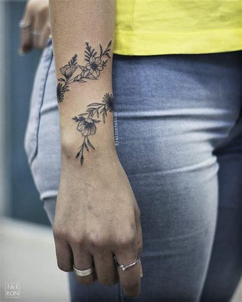 Share More Than 54 Wrist Tattoo Ideas For Women Latest In Cdgdbentre