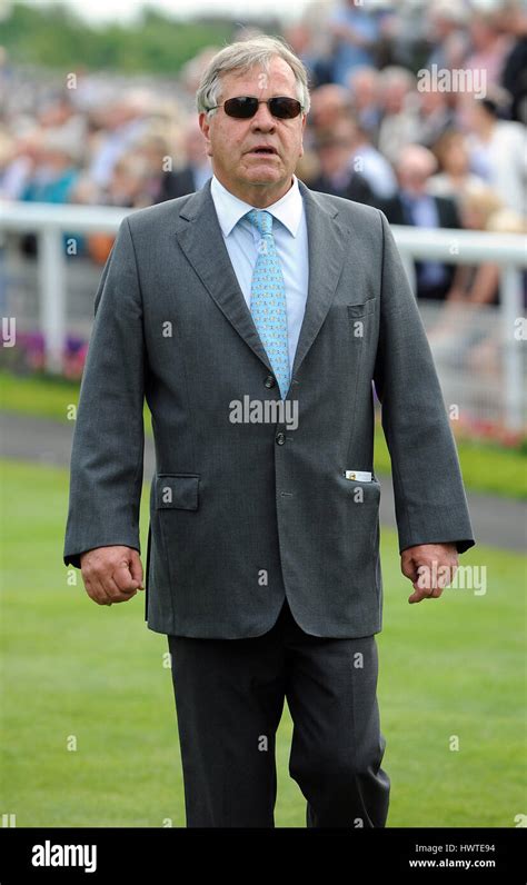 Sir Michael Stoute Racehorse Trainer In Detail