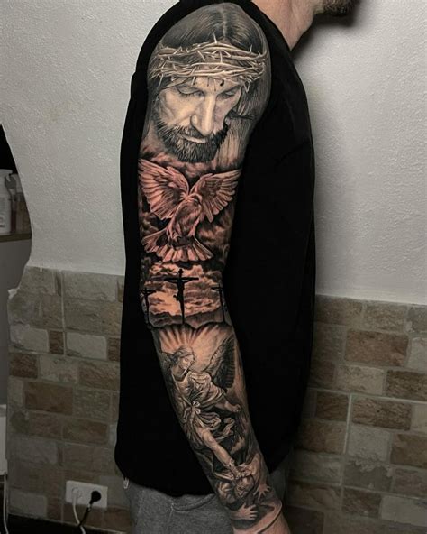 Sleeve Tattoo Religious Jesus Tattoo Religi Ses Tattoo Tattoo Arm Mann Hals Tattoo Mann