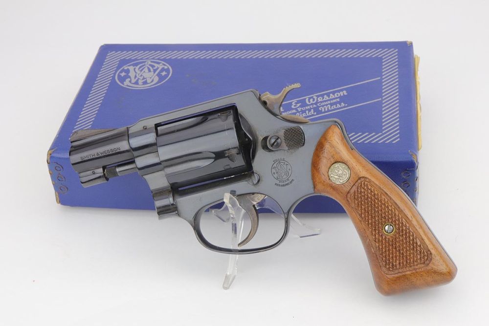 Smith Wesson Model 36 Chiefs Special Blue 2 Inch Barrel 38 Special