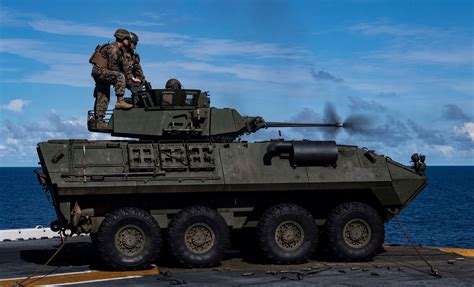 Snafu Pic Of The Day Marines Fire A Light Armored Vehicle M242