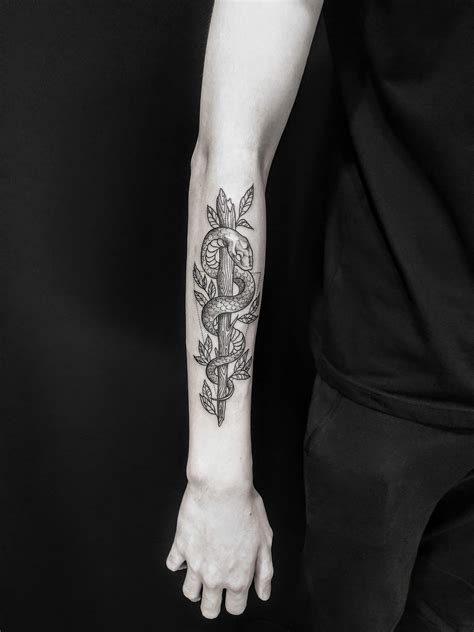 Snake Dotwork On Lower Arm Maomaochua R Tattoo