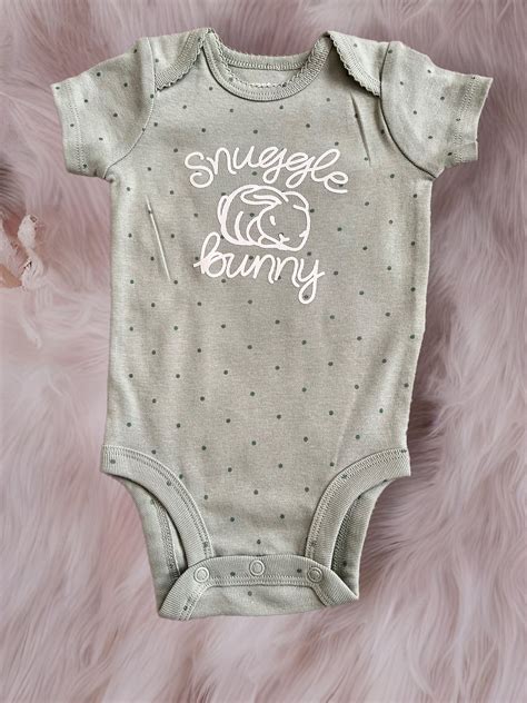 Snuggle Bunny Dayzees Designs