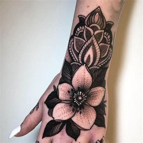 Tattoo Designs On Hand For Girls