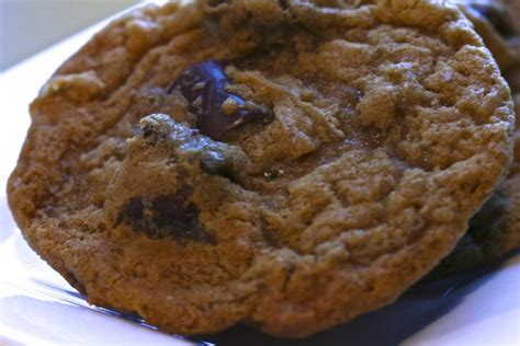 The Chewiest Crispest Moistest Yummiest Chocolate Chip Cookie You Ever Ate Chocolate Chip