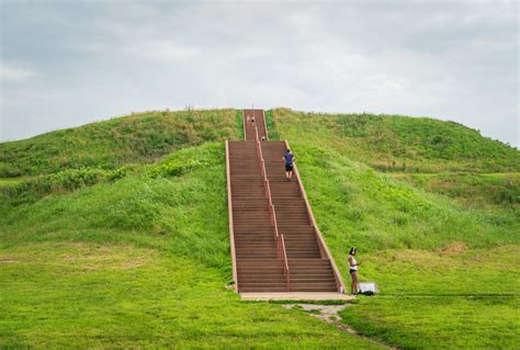 The Mystery Of The Cahokia Mounds Popular Science