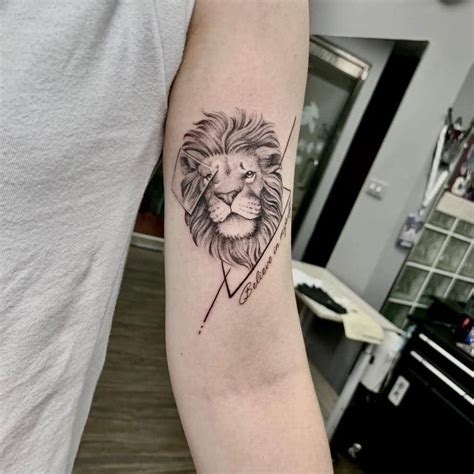 Top 51 Best Small Lion Tattoo Ideas 2021 Inspiration Guide Small