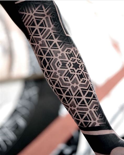 Tribal Tattoos Tattoos Geometric Arm Tattoos Cute Tattoos Small Tattoos Tattoos For Guys