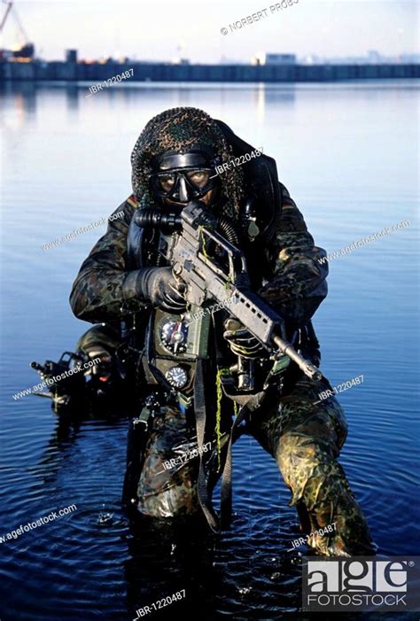 Two Soldiers Of The German Special Forces Kampfschwimmer Unit Armed