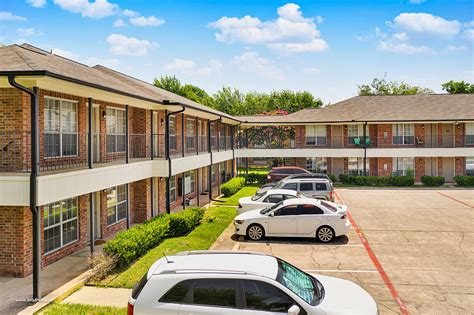 Vineyard Apartments Denton Texas