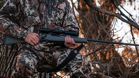 Weatherby Inc Introduces The New Mark V Hunter Rocky Mountain Elk