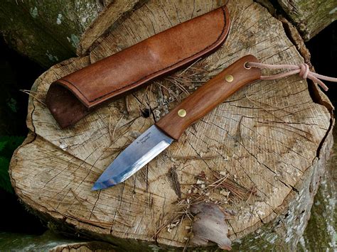 Woodsman Knife Cherry Bison Bushcraft